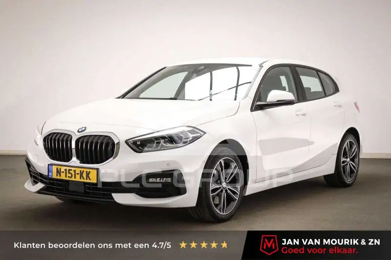 2021 BMW 118