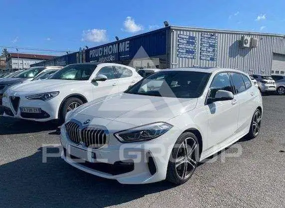 2021 BMW 118