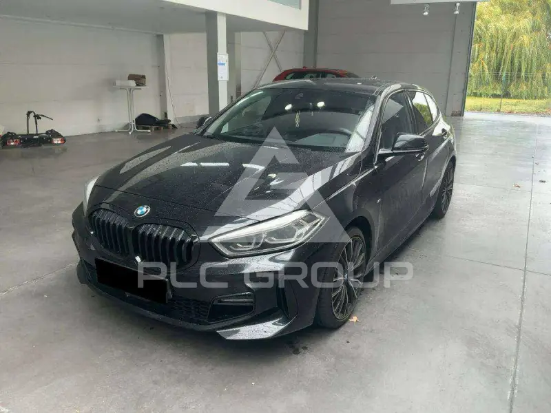 2021 BMW 118