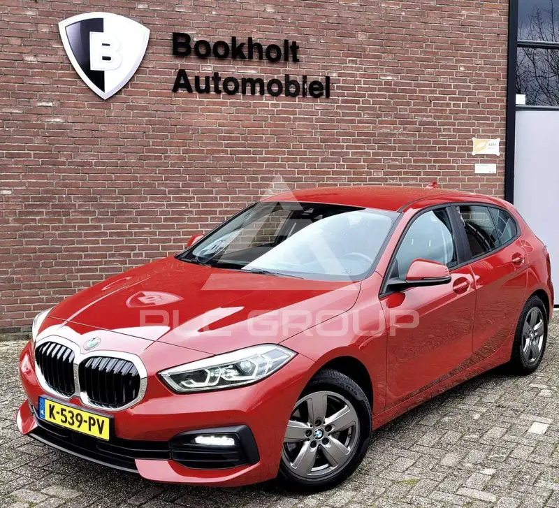2021 BMW 118