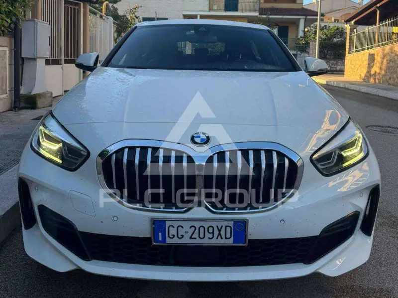 2021 BMW 118
