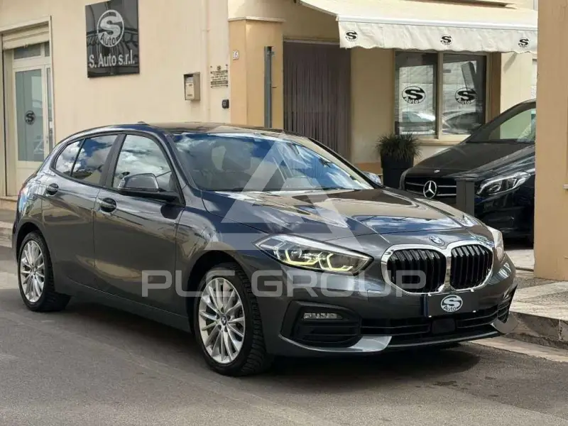 2021 BMW 118