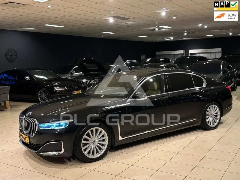 2021 BMW 745