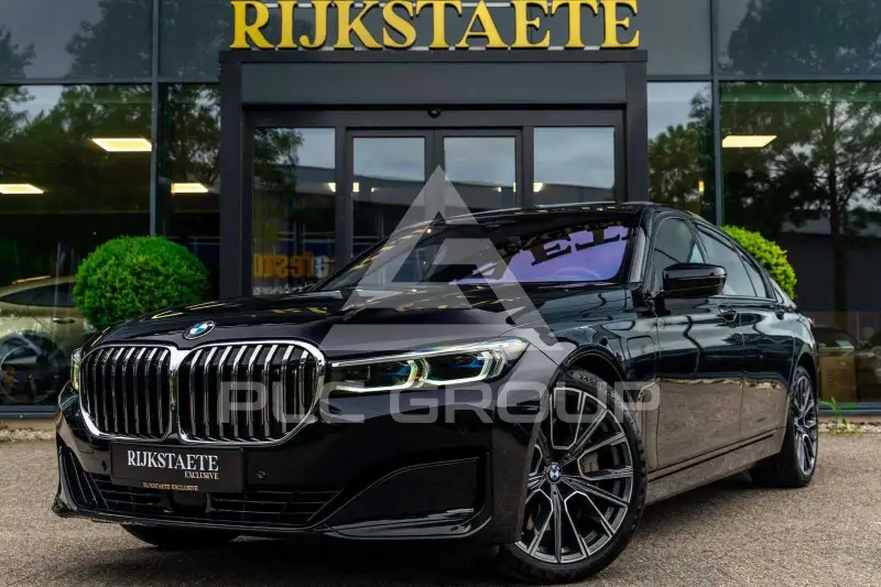 2021 BMW 745