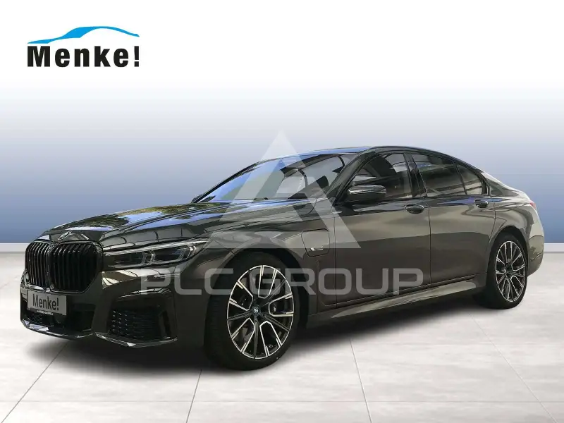 2021 BMW 745