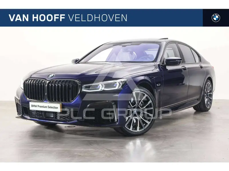 2021 BMW 745