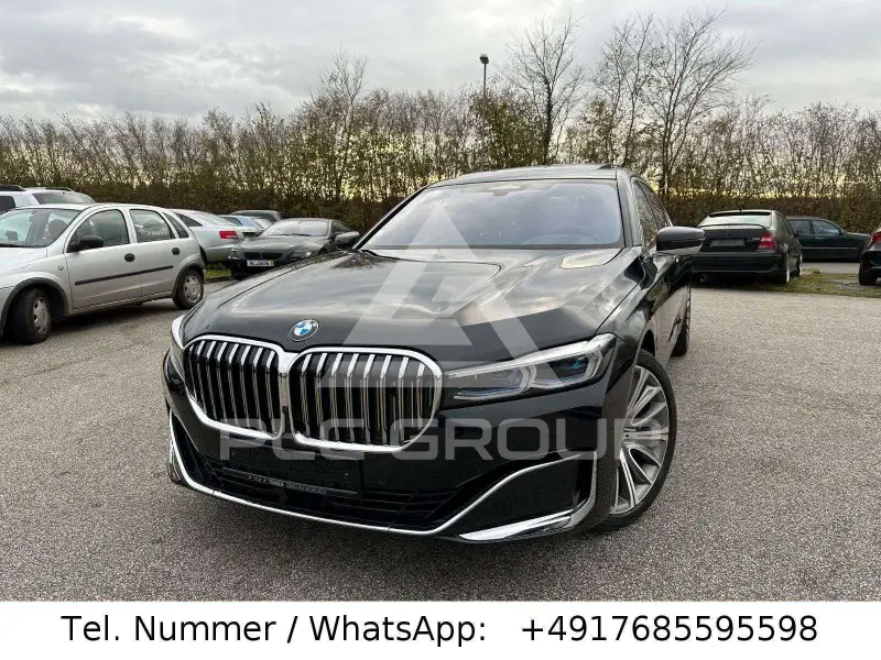 2021 BMW 745