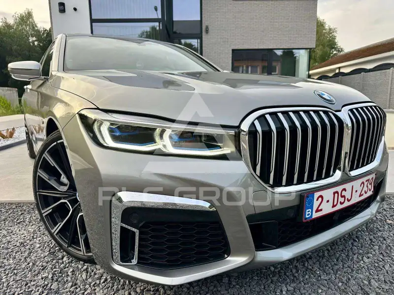 2021 BMW 745