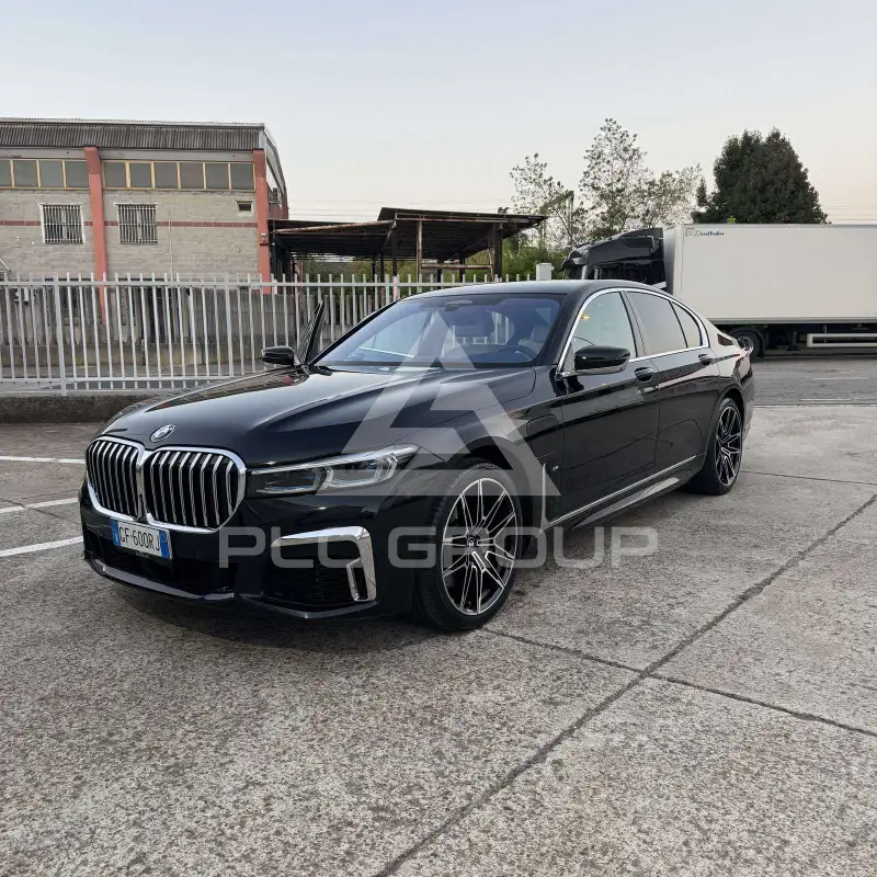 2021 BMW 745