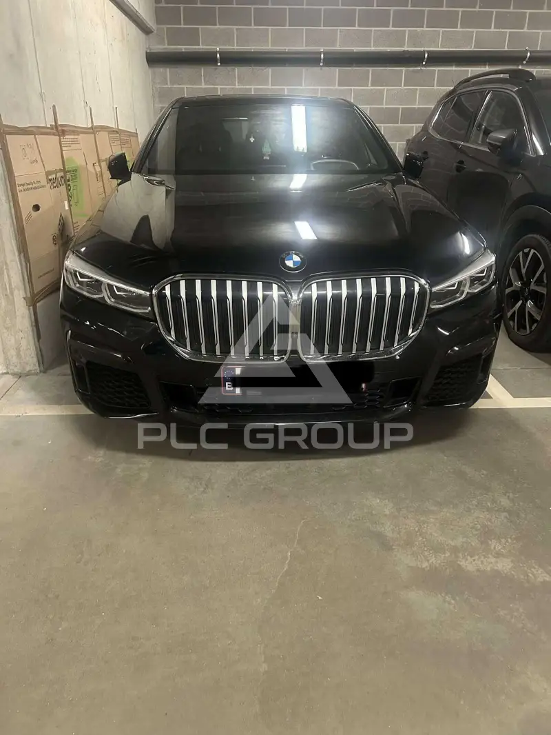 2021 BMW 745
