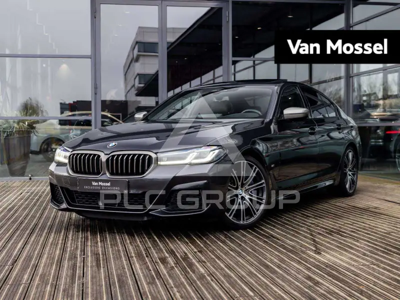 2021 BMW 550M