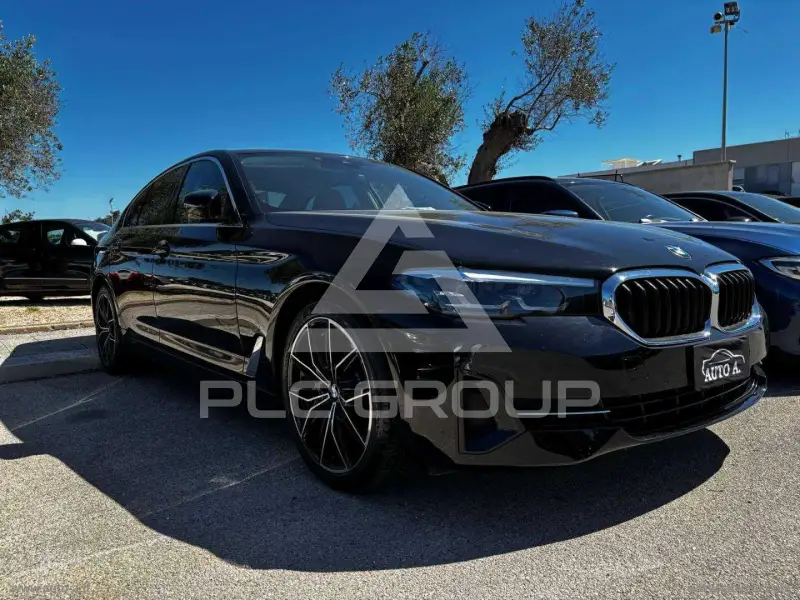 2021 BMW 518