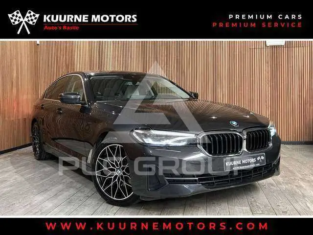 2021 BMW 518