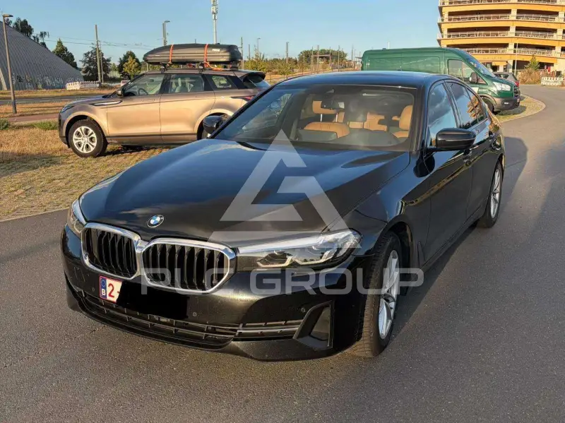 2021 BMW 518