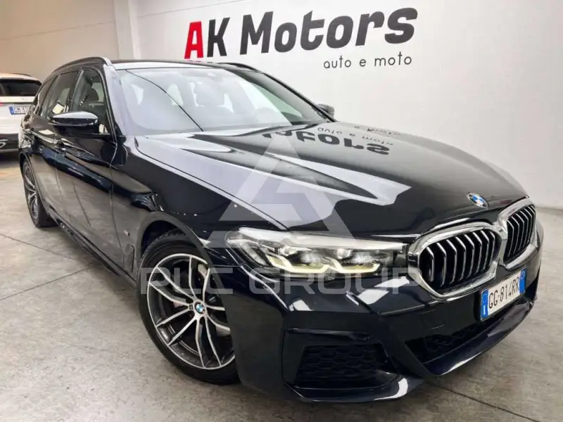 2021 BMW 518