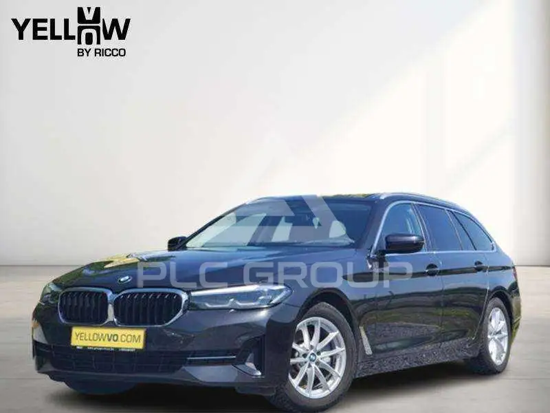 2021 BMW 518