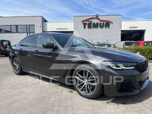 2021 BMW 518
