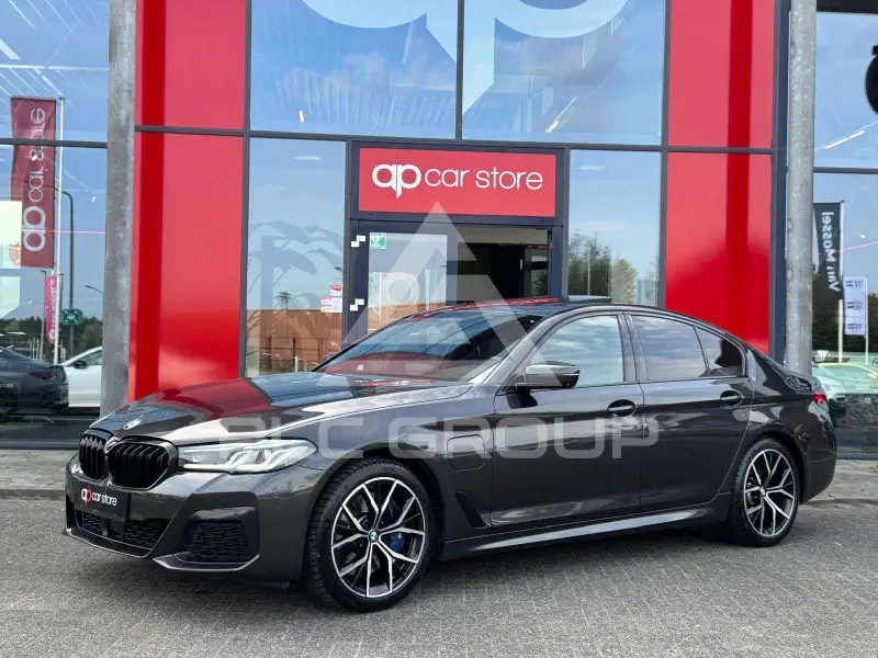 2021 BMW 545