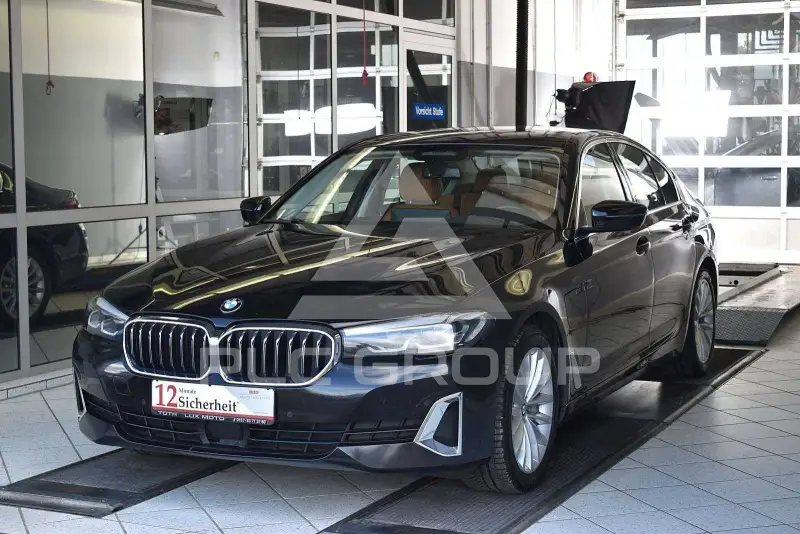 2021 BMW 545