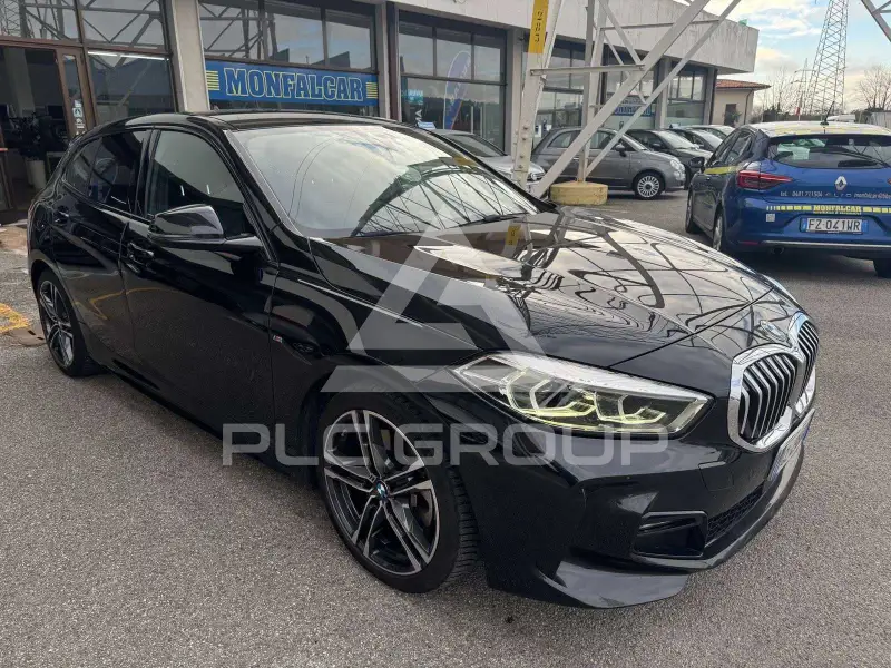2021 BMW 120