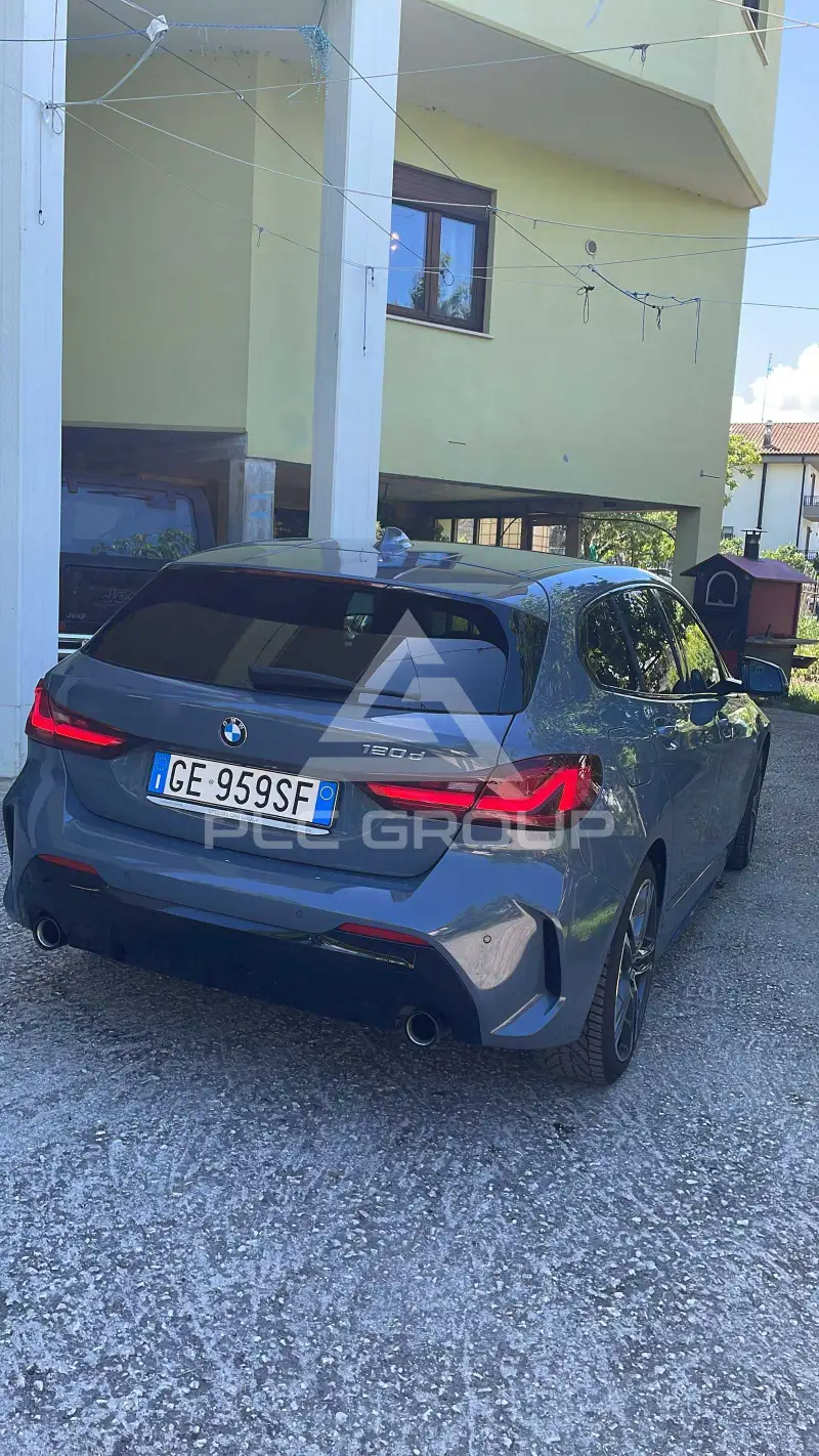 2021 BMW 120