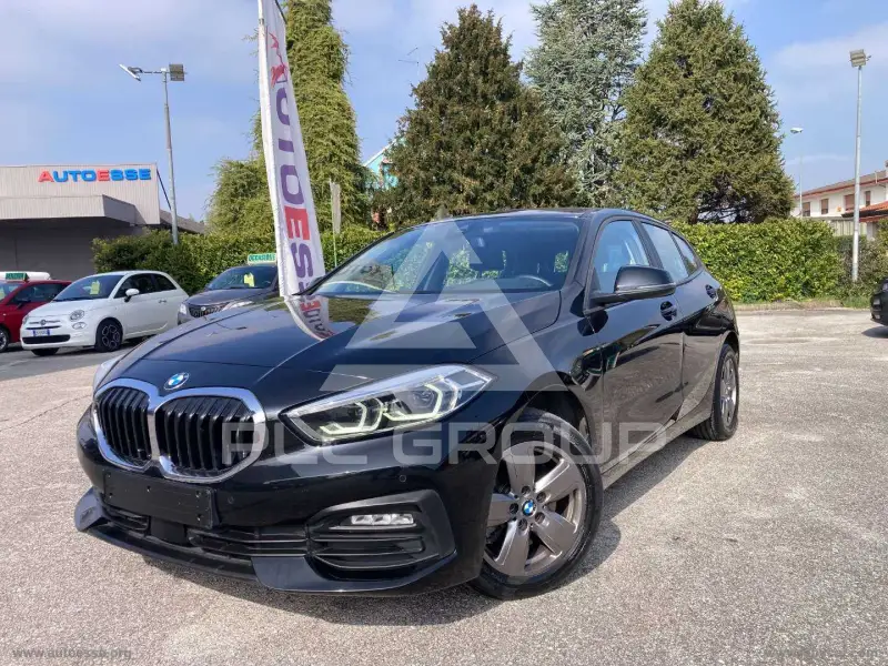 2021 BMW 120