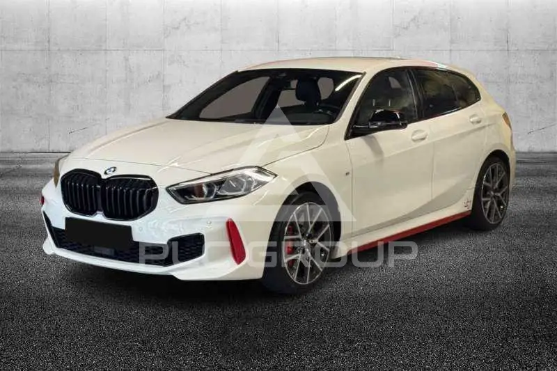 2021 BMW 120