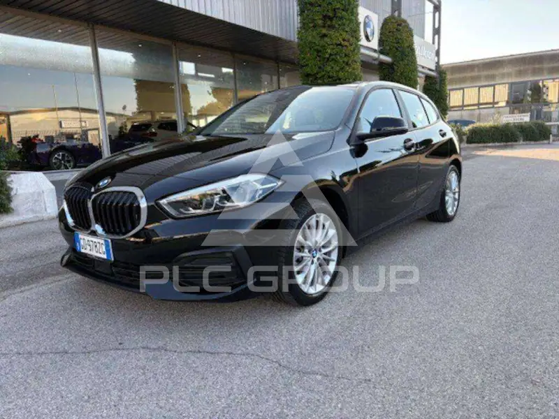 2021 BMW 120