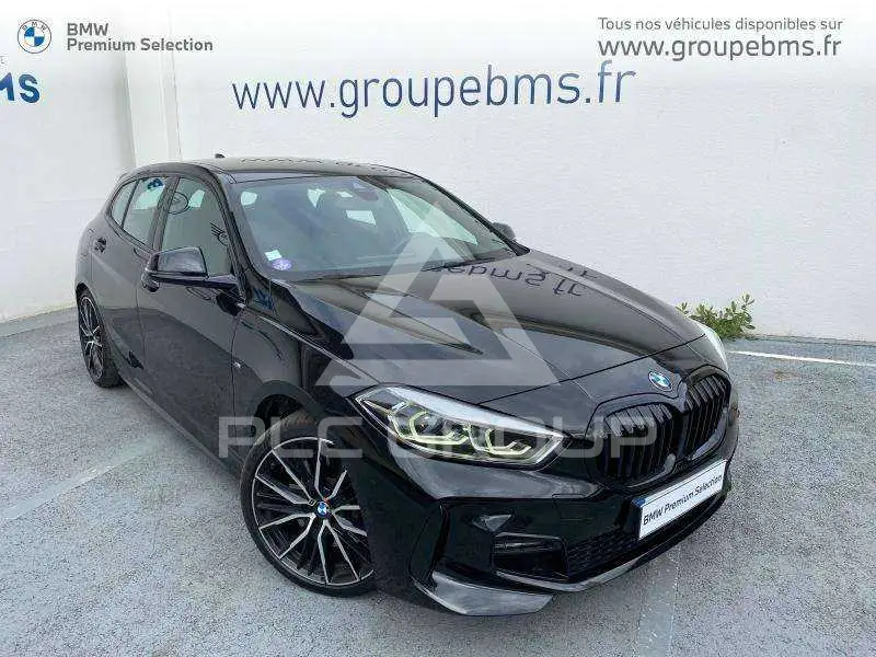 2021 BMW 120