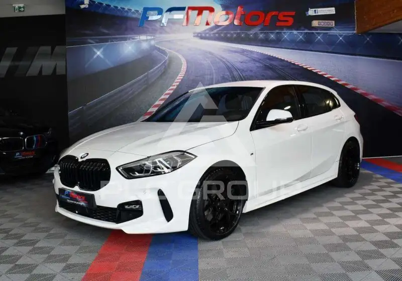 2021 BMW 120