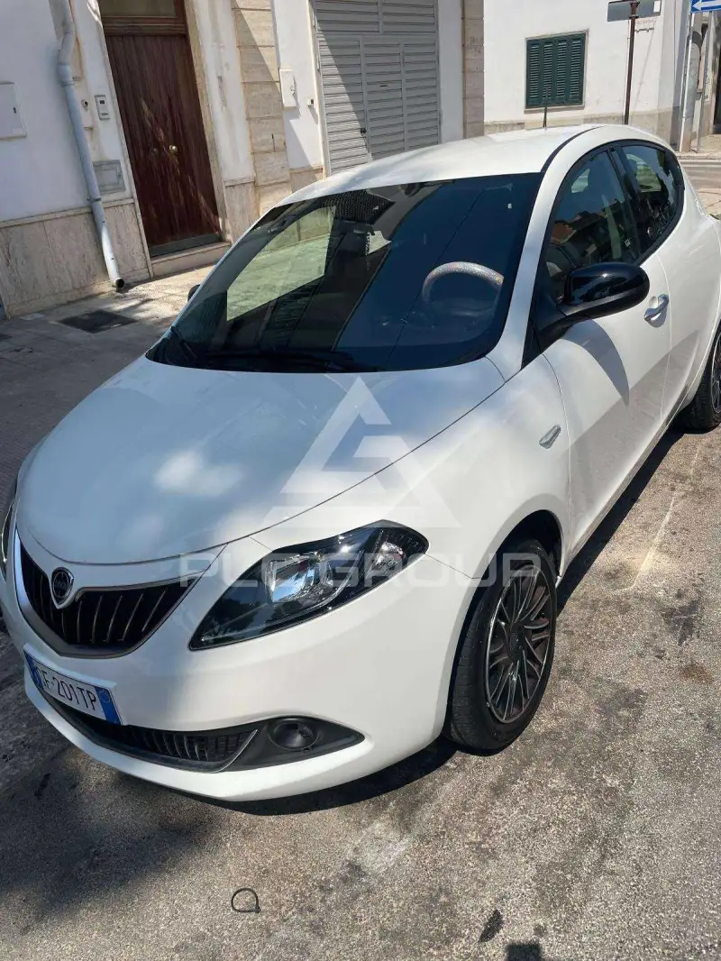 2021 Lancia YPSILON