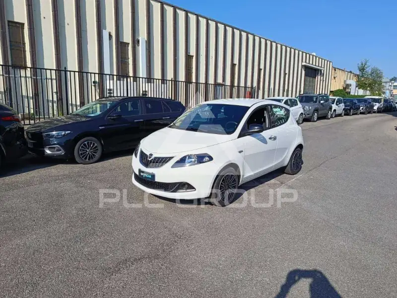 2021 Lancia YPSILON
