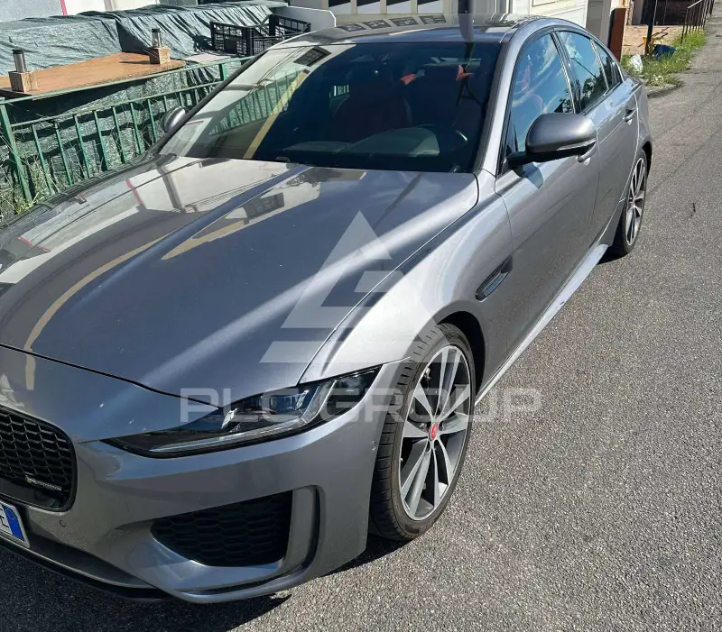 2021 Jaguar XE