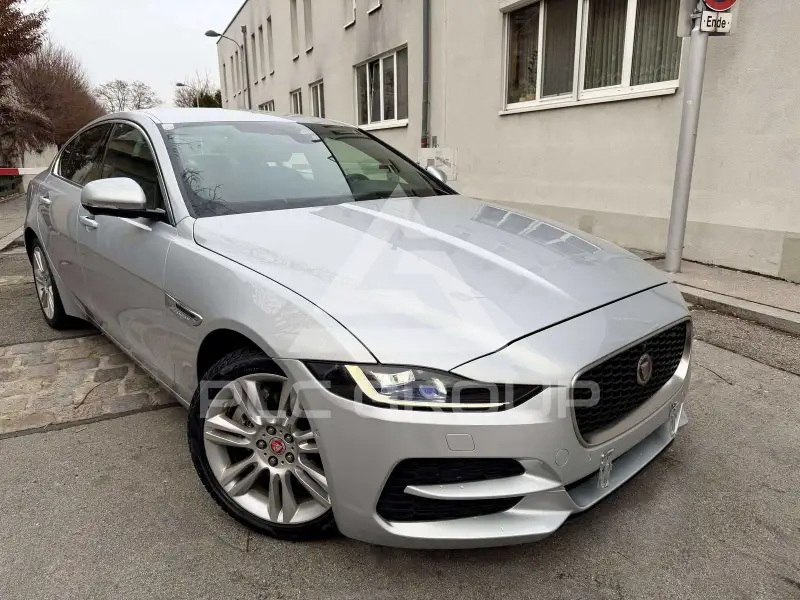 2021 Jaguar XE