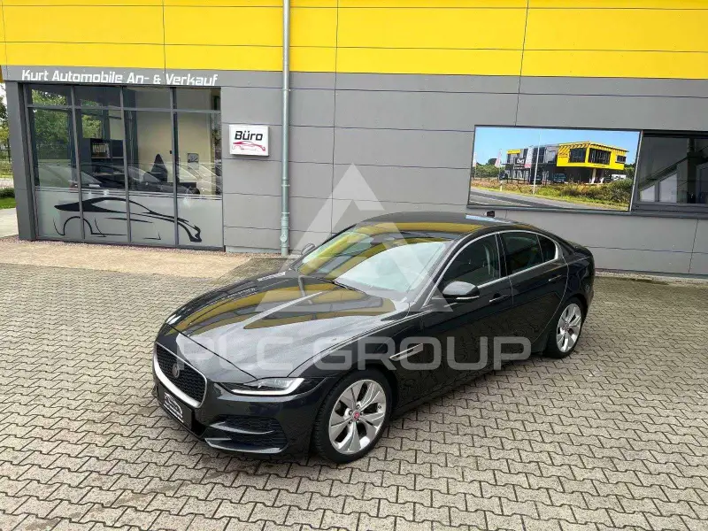 2021 Jaguar XE