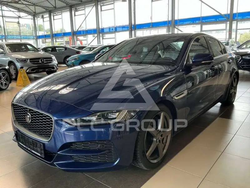 2021 Jaguar XE