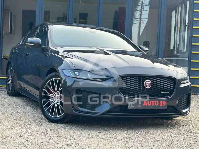2021 Jaguar XE
