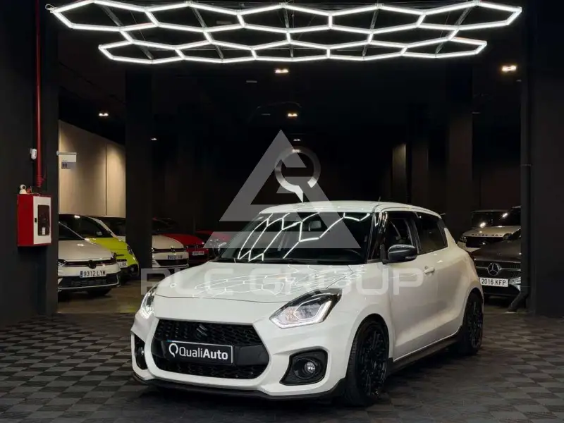 2021 Suzuki SWIFT