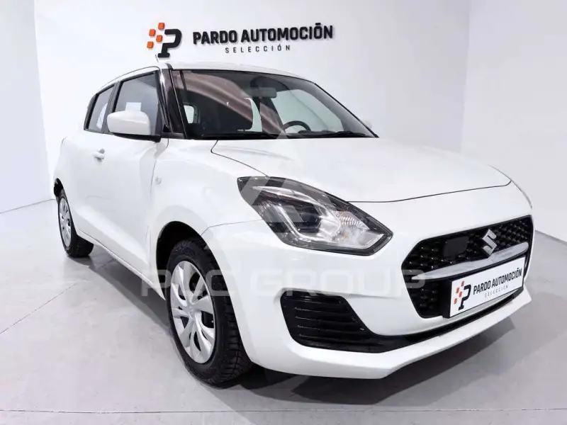 2021 Suzuki SWIFT