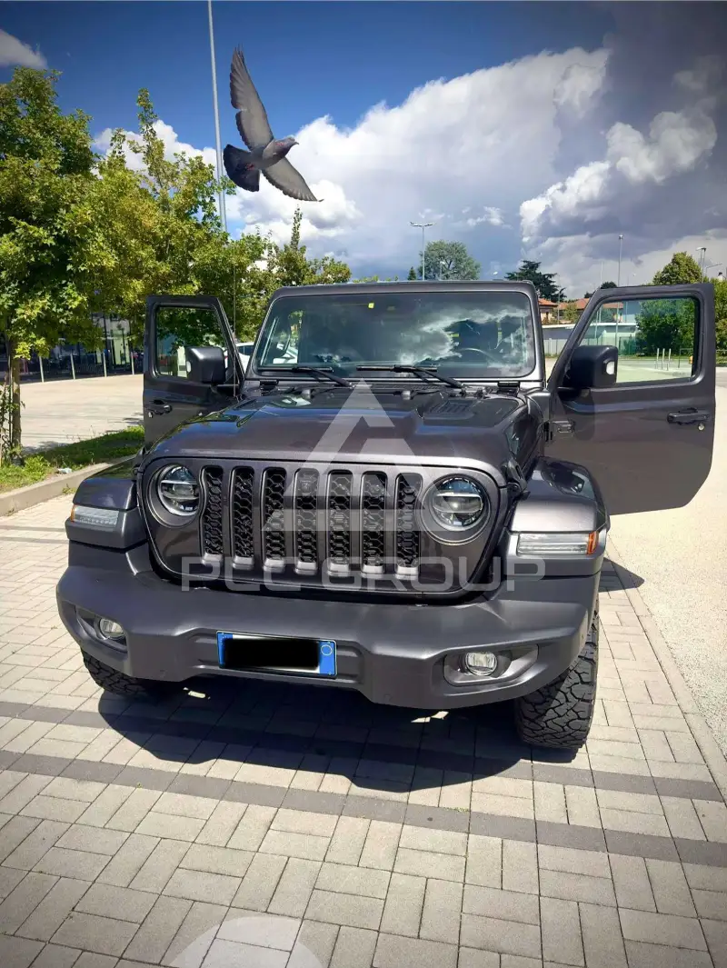 2021 Jeep WRANGLER