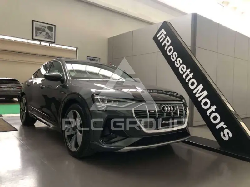 2021 Audi Q8