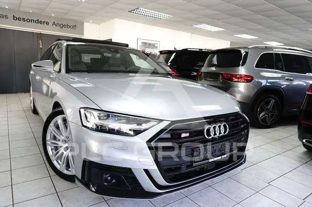 2021 Audi S8