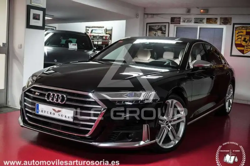 2021 Audi S8