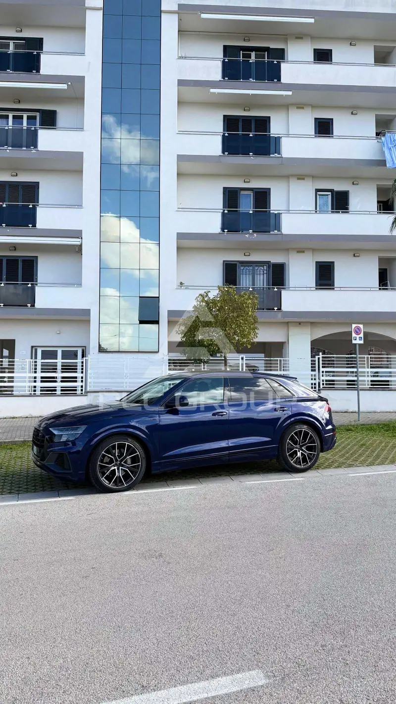 2021 Audi Q8