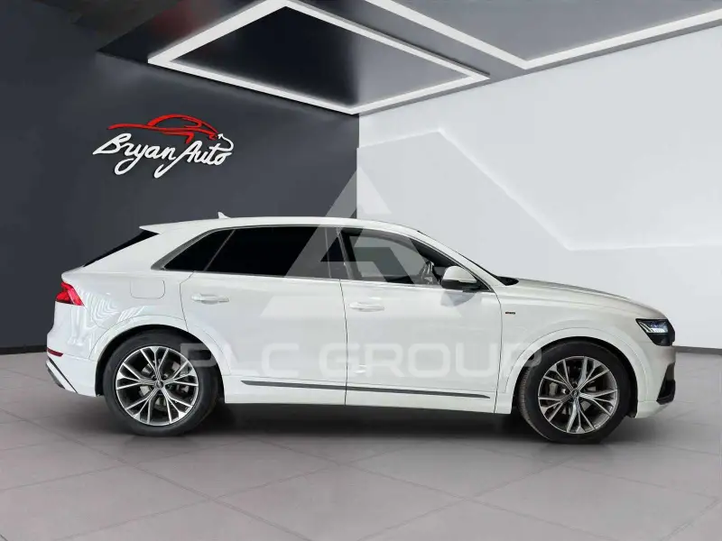 2021 Audi Q8