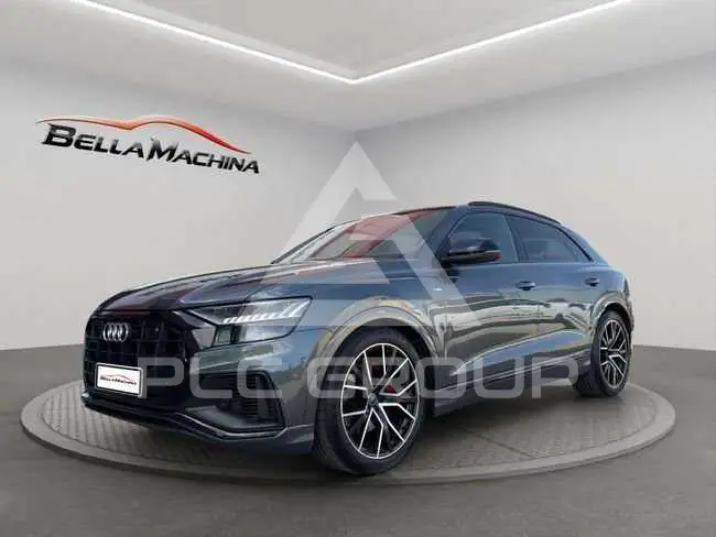 2021 Audi Q8