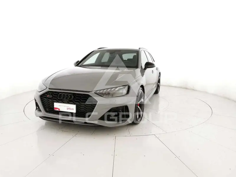 2021 Audi RS4