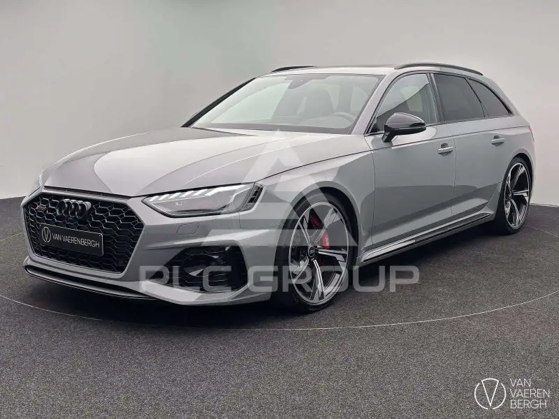 2021 Audi RS4