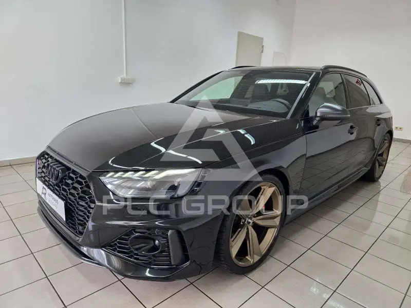 2021 Audi RS4