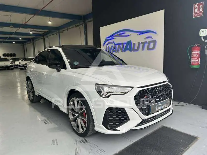 2021 Audi RSQ3